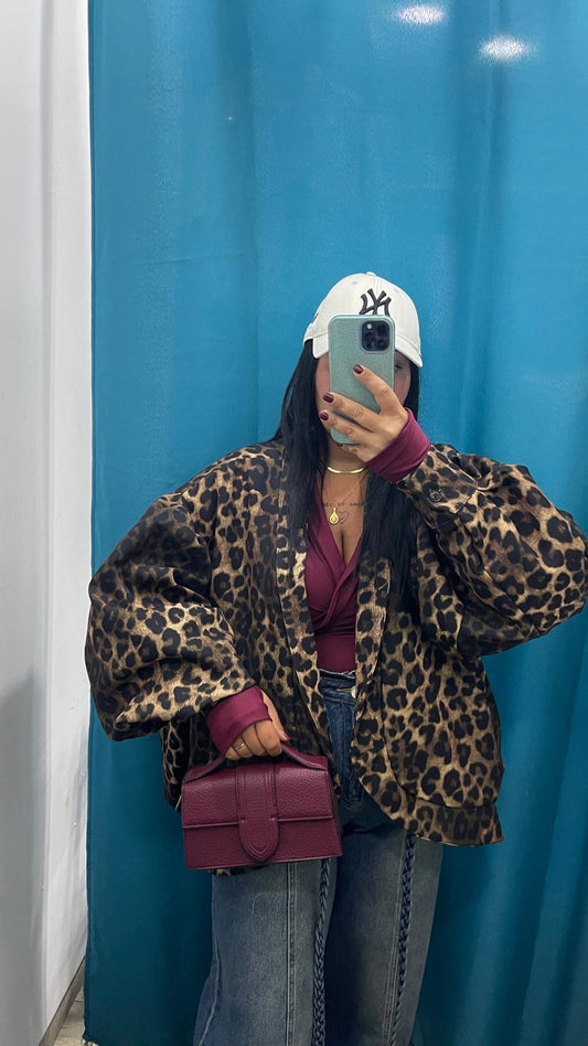 Giacca over Leopard