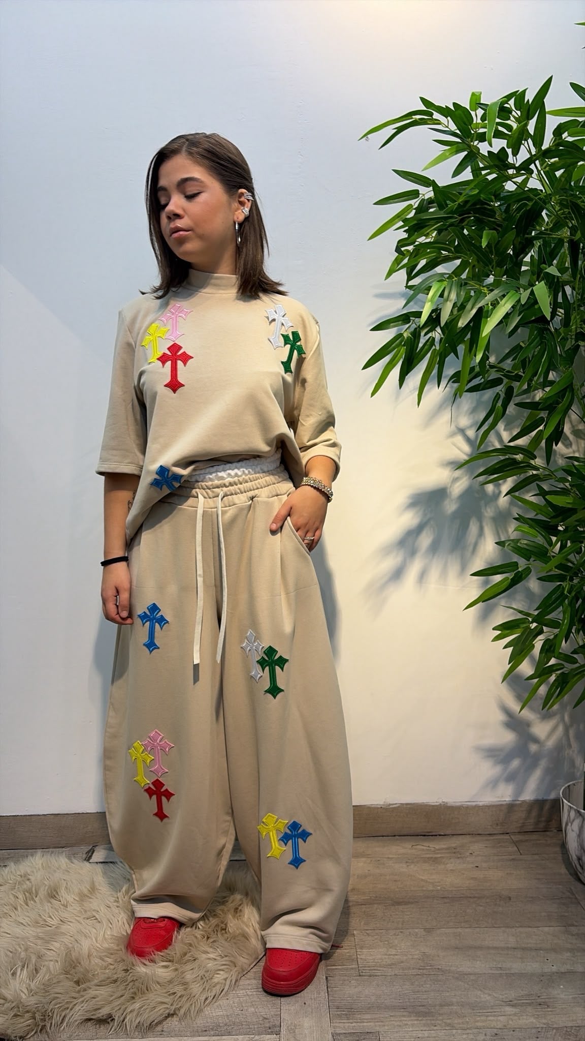 Tuta cross